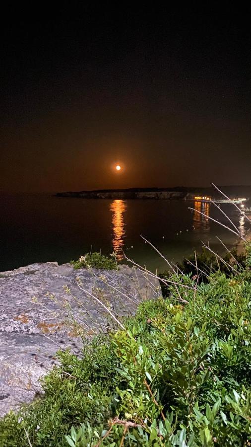 Casa Centralissima Torre Dell Orso 100M Dal Mare توري ديل أورسو المظهر الخارجي الصورة